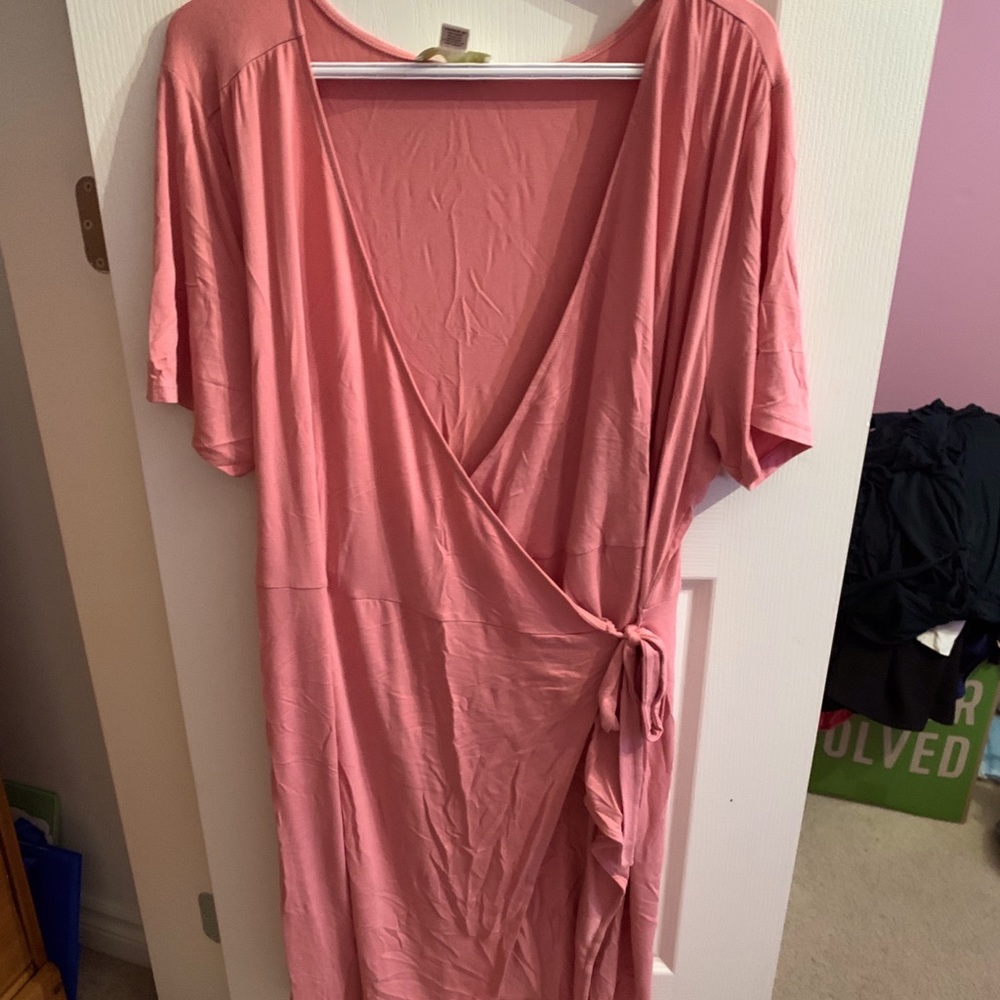 Dress - Picture 1 of 2